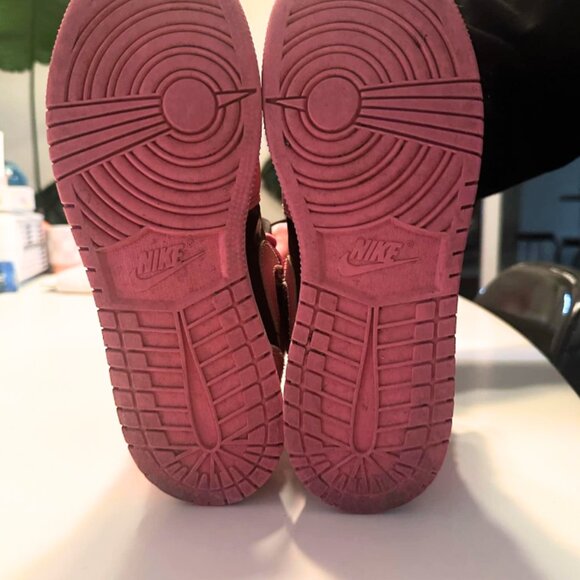 Custom Collectable Vintage Pink Nike Air Jordans - Picture 3 of 4